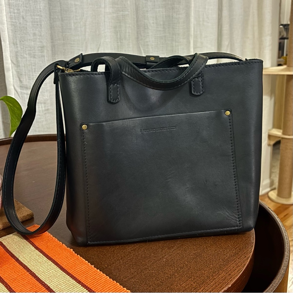 Portland Leather Goods Medium Crossbody Tote in Black